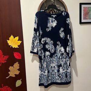 NWT Ladies Navy dress size L. stretchy and comfortable.